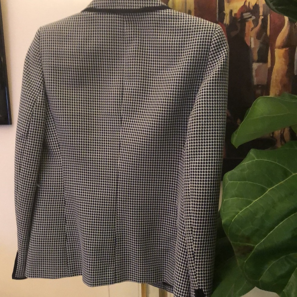 Jacket - Picture 2 of 3